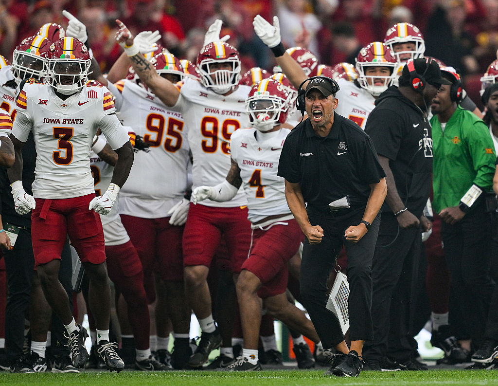 No Yard Lines, No Problem: Iowa State Beats Kansas State 24-21 In Chaotic Ireland Opener