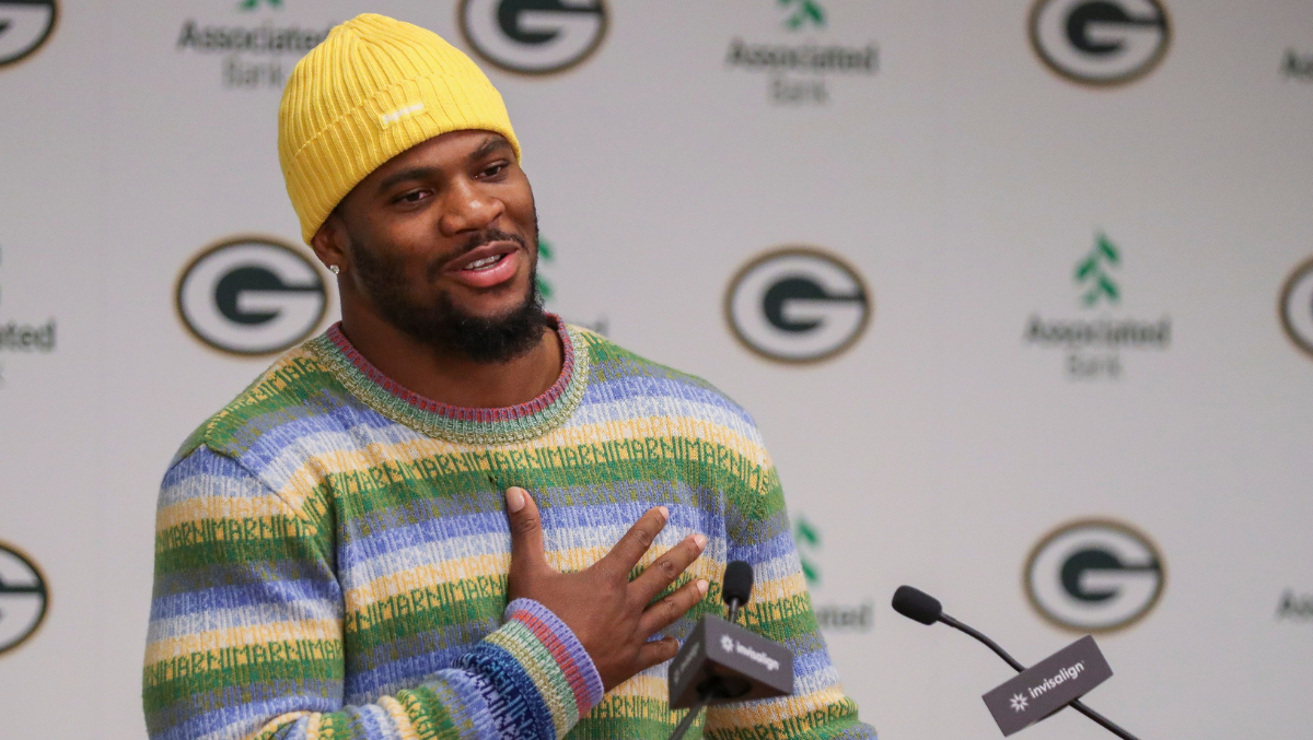 Micah Parsons FaceTimes Young Cowboys Fan Who Cried Over His Trade To Packers: WATCH