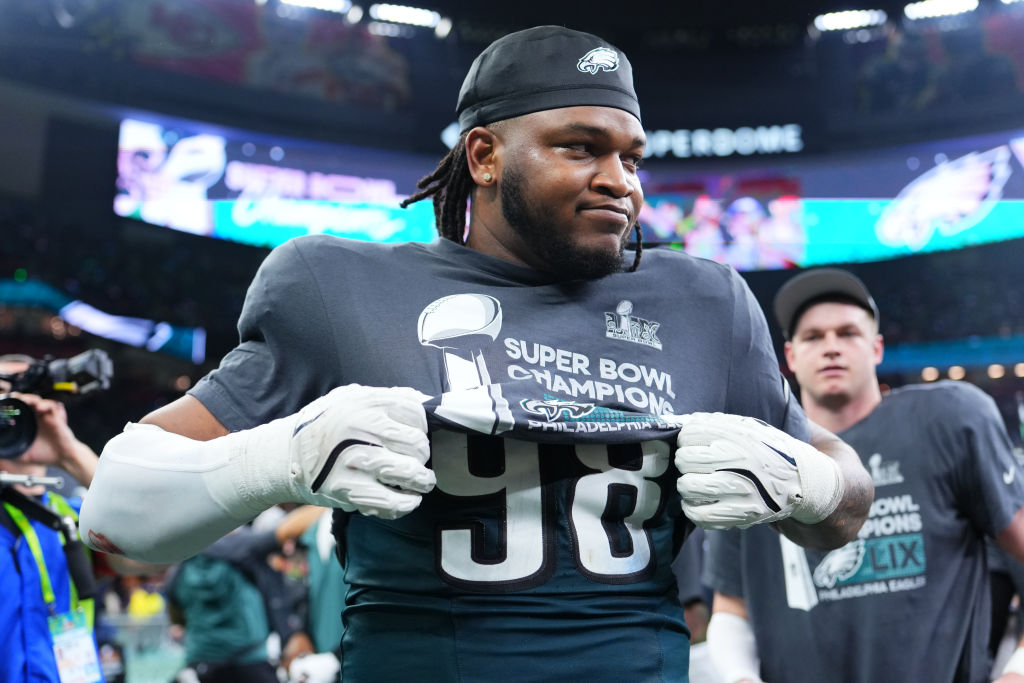 Jalen Carter Ejected From Eagles Game Against Cowboys Before First Play From Scrimmage