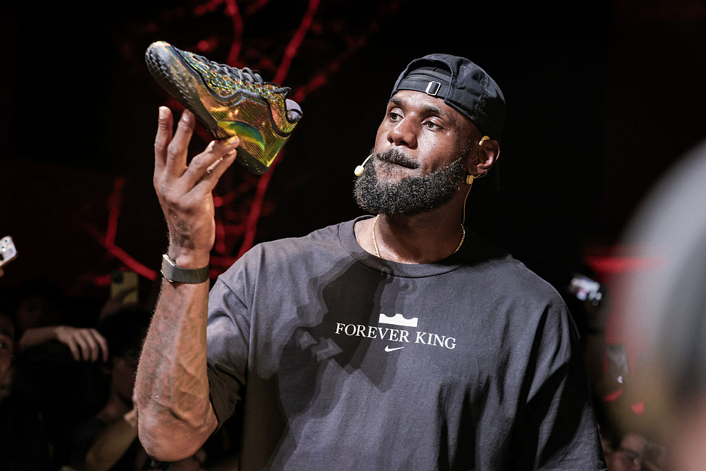 LeBron James Writes Piece In Chinese State-Run Newspaper In Obvious Sellout Move For NBA, Nike Shoe Sales