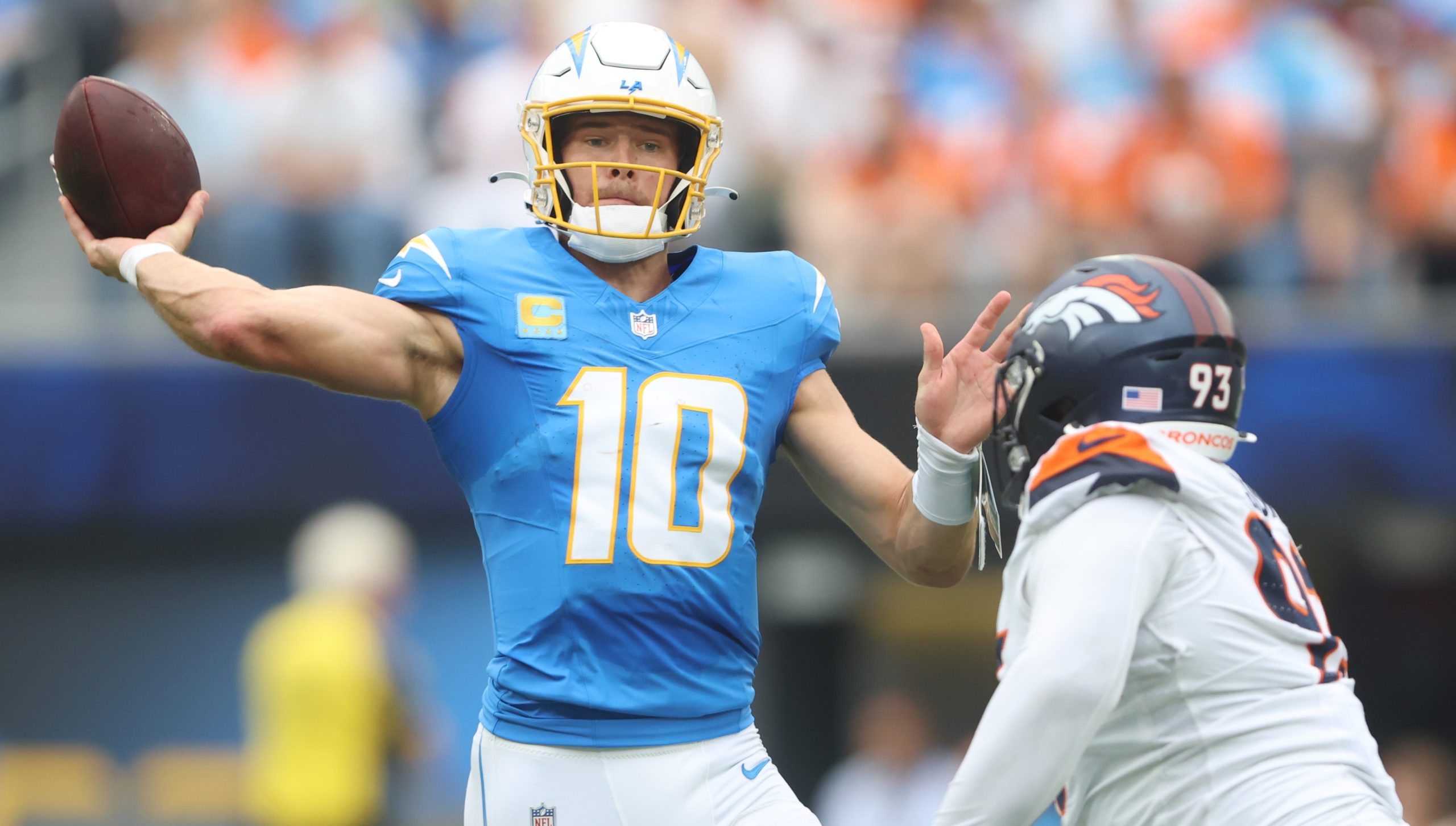 Chargers Secure Third Straight AFC West Win, Lead Division