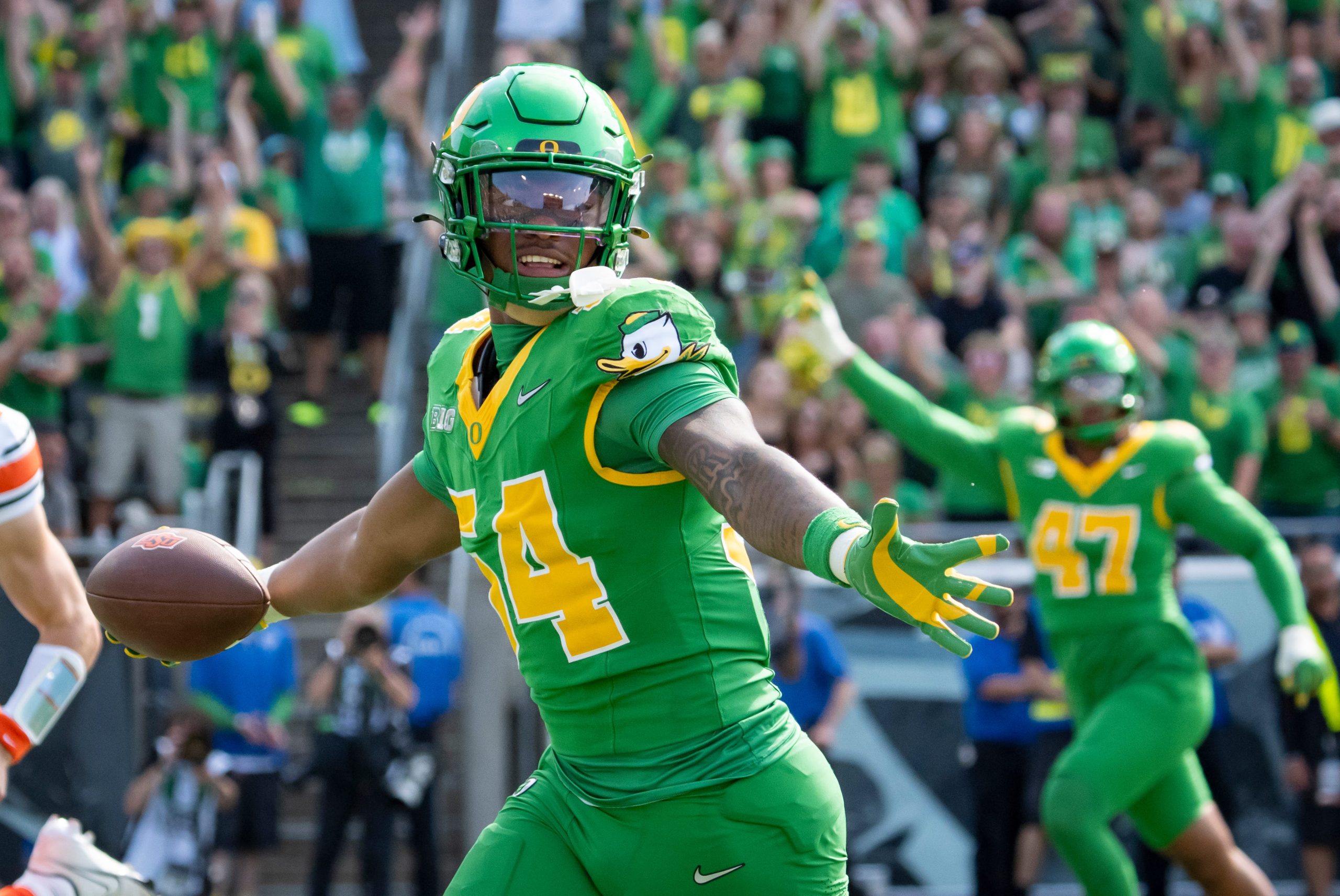 Oregon Obliterates Oklahoma State In Historic Fashion After Pregame War Of Words