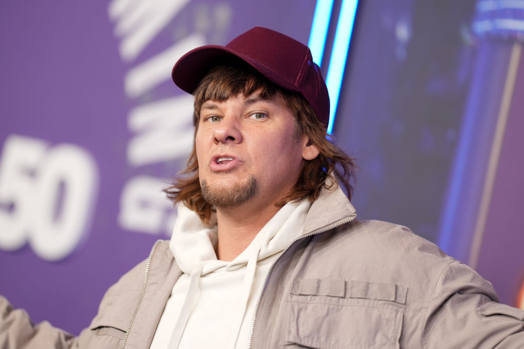 Theo Von Returns To College GameDay, Lets Revisit His Legendary 2023 Appearance