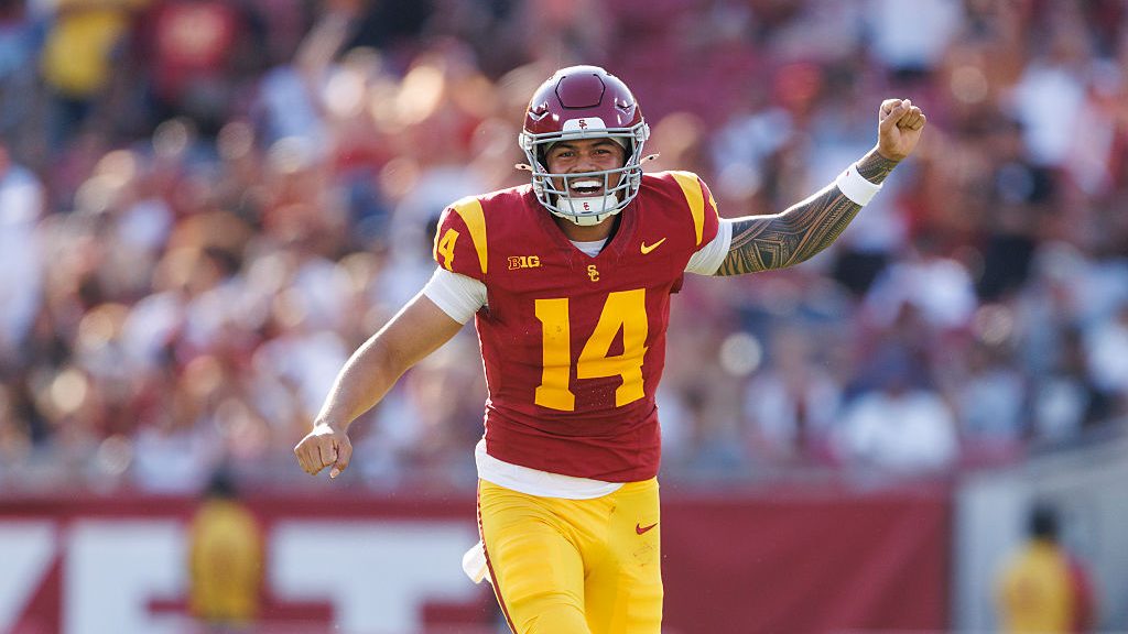 USC Keeps Its College Football Playoff Hopes Alive Thanks To Crazy Northwestern Turnover - OutKick