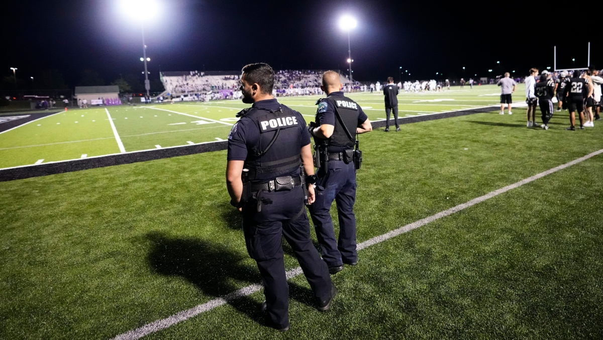 Police Use Pepper Spray To Break Up Brawl After High School Team’s 500