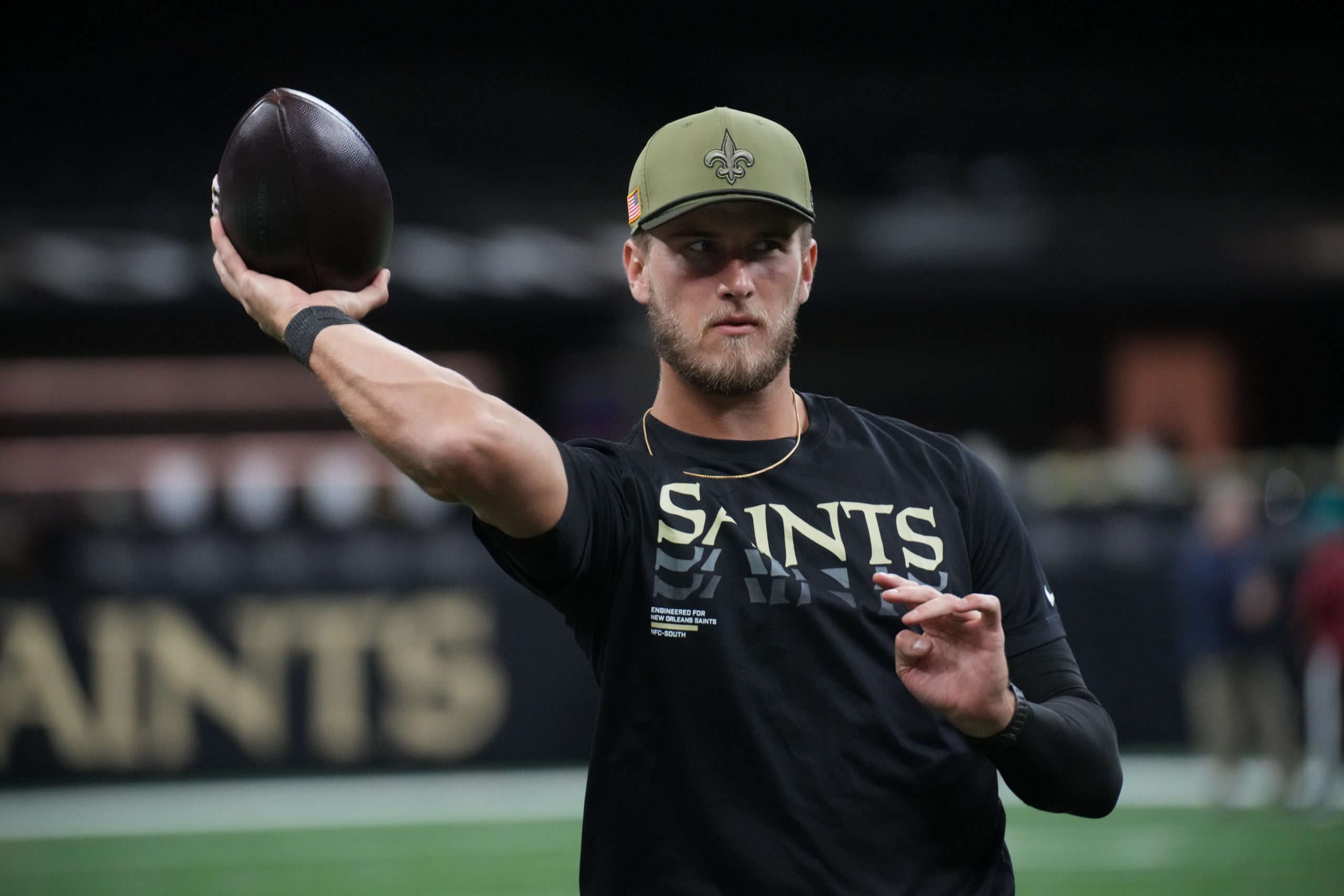 Saints Start Rookie Tyler Shough at Quarterback