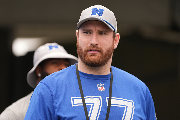 Lions Pro Bowl Player Coming Out of Retirement To Boost Detroit's Playoff Push