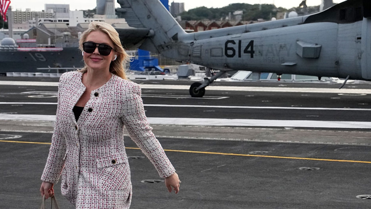 Karoline Leavitt Sends The Ugly Libs A Selfie, Katherine Webb Stuffed Into A Holiday Dress & Trump's Coin Toss