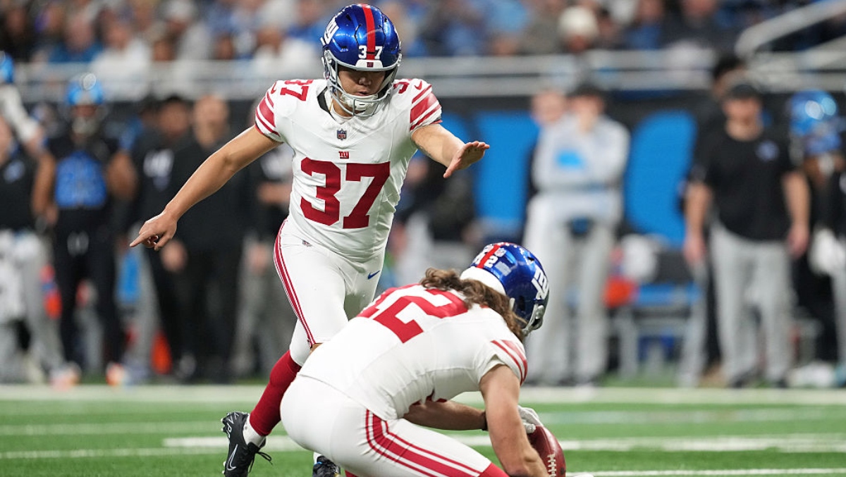 A Generational Blooper, Merry Christmas Is Back, And Andy Reid Wants To Do What To Our Tonsils?