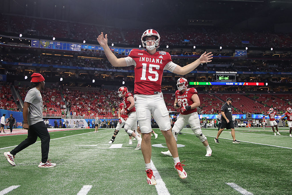 Hoosiers Redefine CFP Travel: Indiana Fans Pack Rose, Peach Bowl. Yes, Miami Was Praying For Crimson Invasion