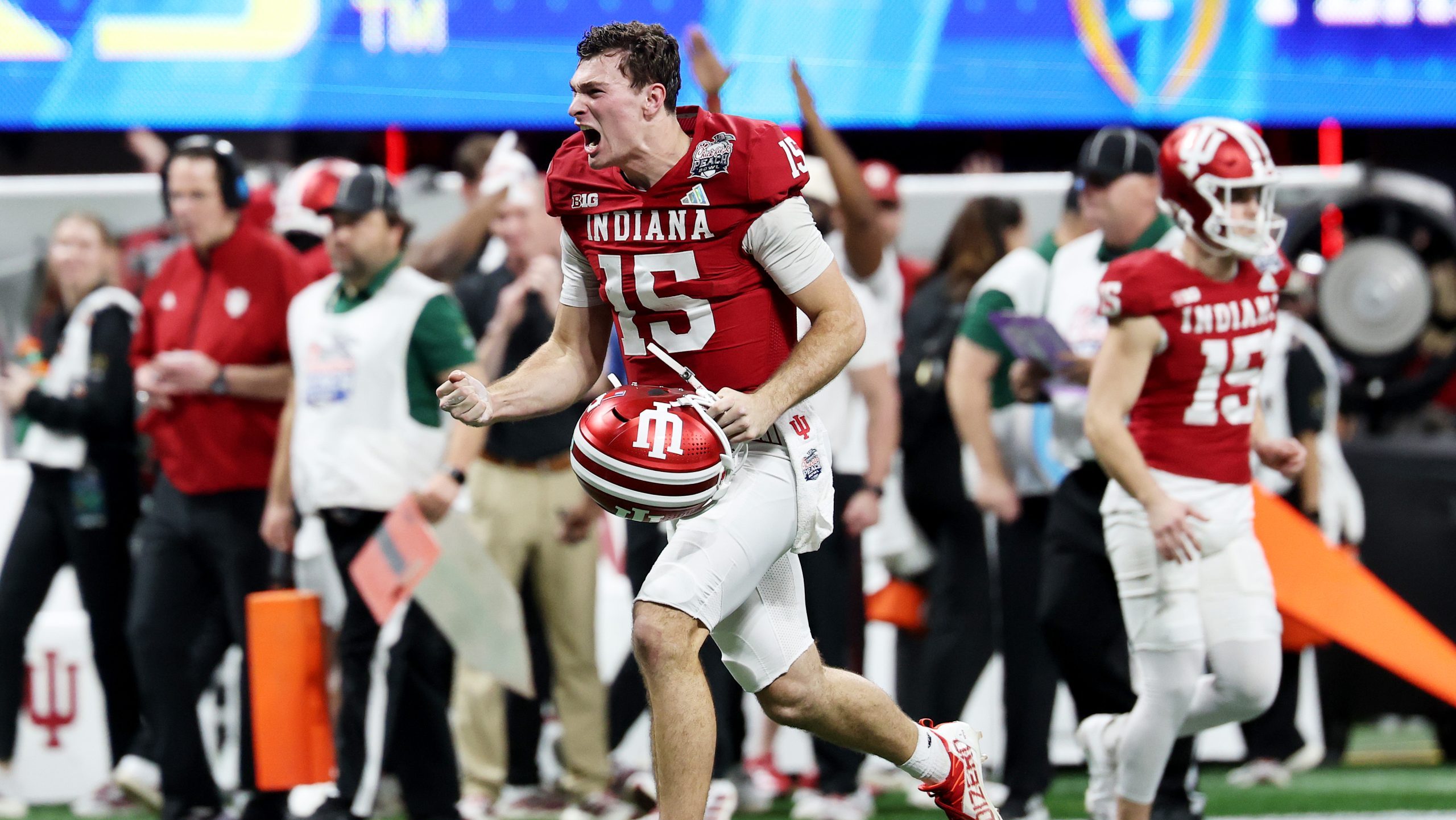 “Indiana Hoosiers Crush Oregon Ducks in Spectacular Win Over Mistake-Prone Opponent”