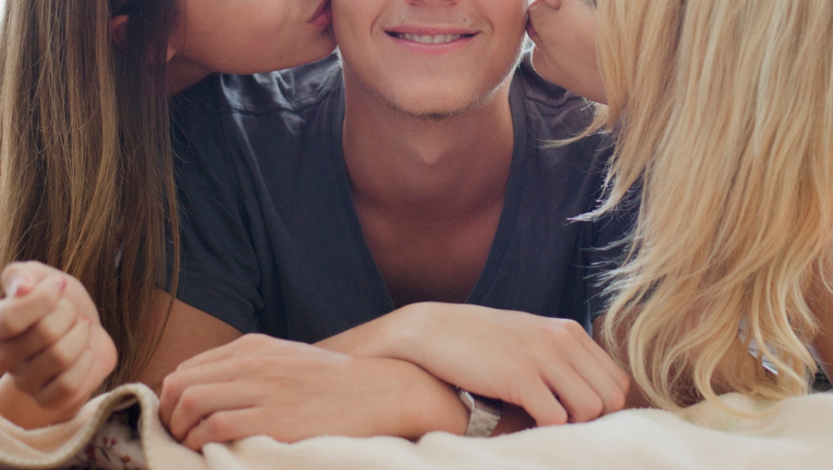 Kansas Woman's Gut-Wrenching Story Of Her Husband & Girlfriend Kicking Her Out Of The Throuple