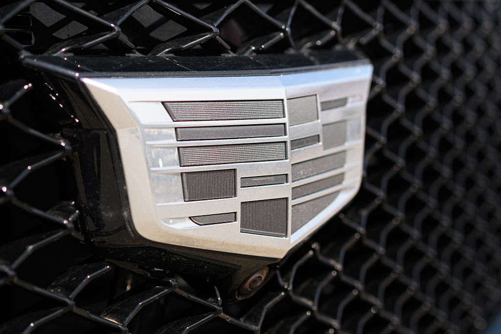 Cadillac Unveils Patriotic New Design: A Tribute to American Greatness!