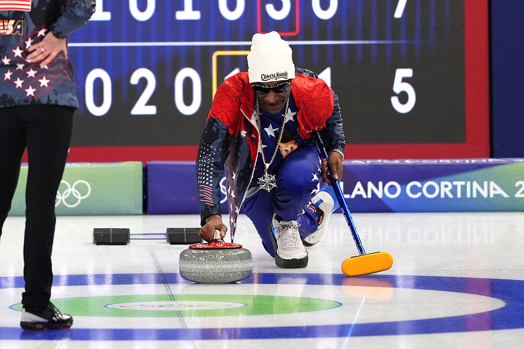 “Rapper Snoop Dogg Ditches Drugs for Olympic Glory in Curling!”