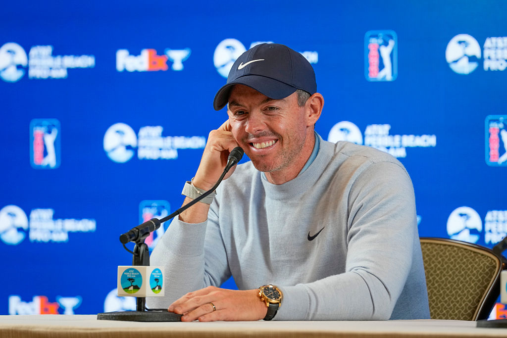“McIlroy Champions Tradition: Calls for Golf’s Fifth Major Status”