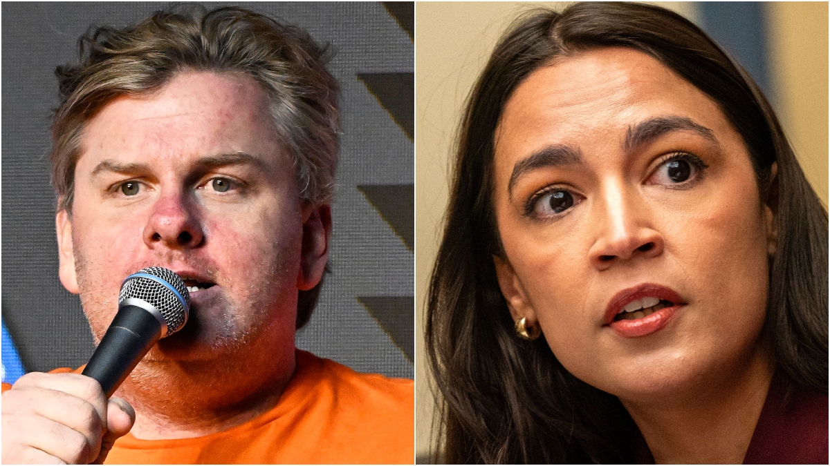 Famous Comedian Crushes Nasty Celebrities Getting Political With Hilarious Rant: WATCH