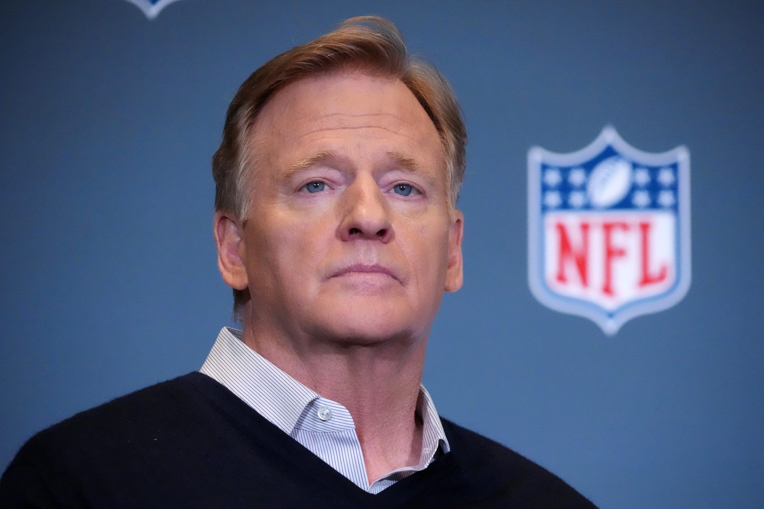 “NFL Titans Vow to Preserve Rooney Rule: No Changes Ahead”