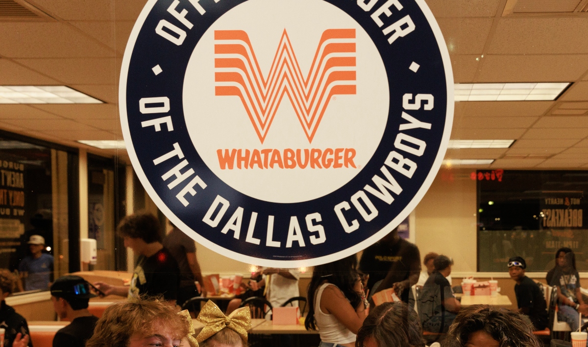 Whataburger Manager Beat Attacker With A Trash Can After Employee Knocked Him Down With Fry Basket: WATCH