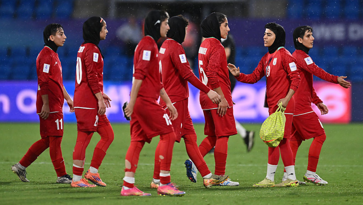 Iranian Women Who Defied Regime With Anthem Protest Now Flee Team In 