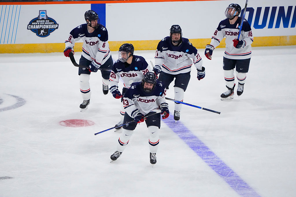 UConn Men's Hockey Robbed Of A Win By Rink Lighting Malfunction