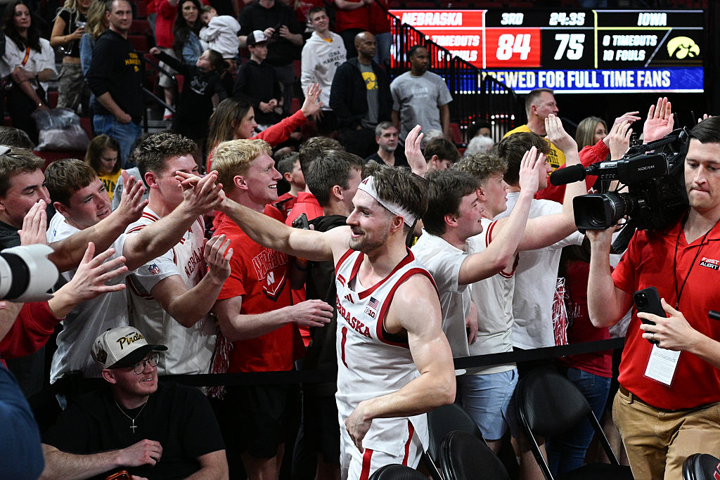 Nebraska Student Section Hijacks LIU’s Viral ‘Fins Up’ Free Throw Routine In Bizarre Scene
