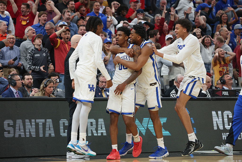 Kentucky’s $22M Roster Nearly Crashes—Until Otega Oweh’s Insane NCAA Tourney Buzzer-Beater Saves Season