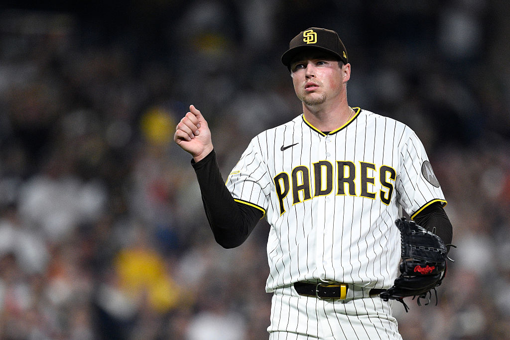 New MLB Pitcher Stuns Fans with Patriotic, Classic Entrance – You Won’t Want to Miss This!