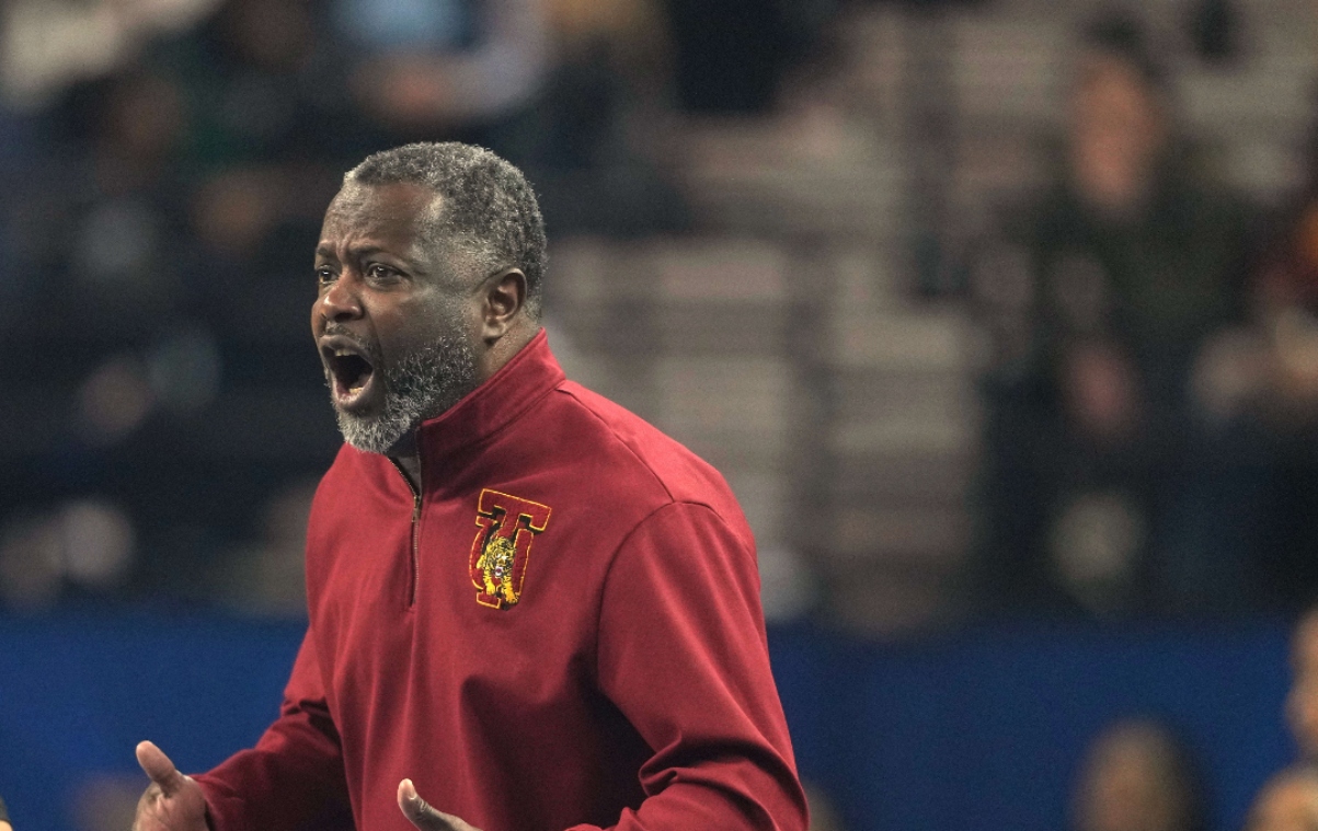 College Basketball Coach Suing Rival After Being Put In Handcuffs On The Court