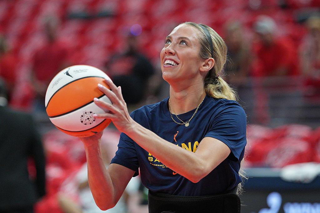 Lexie Hull Re-Signs With Fever: 'We Still Have Unfinished Business'