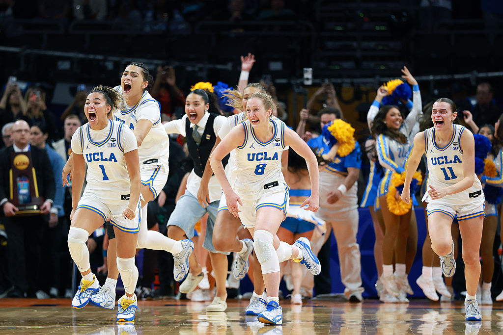 “UCLA Dominates South Carolina in Victory for Traditional Women’s Basketball”